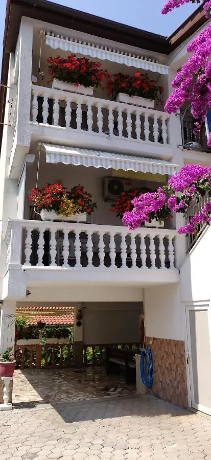 House Lucija Apartment Porec 0*,